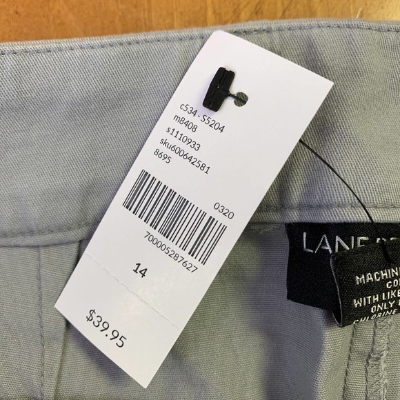 Lane Bryant Women's Grey Plus Sized 14 Bermuda Shorts Stretch NWT - Picture 4 of 7